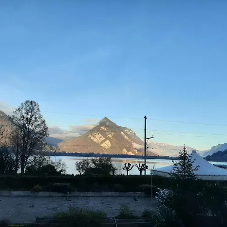 Πανσιόν Guest Haus 3*