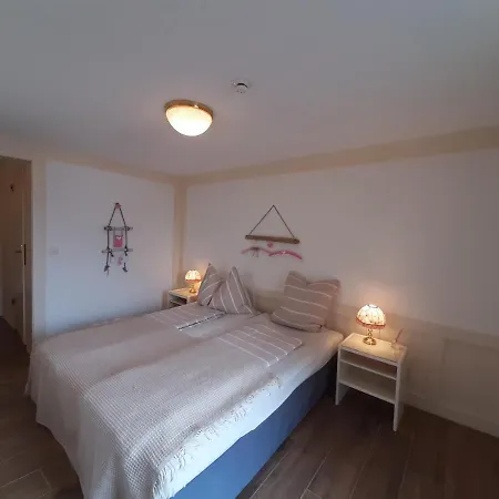 Guest Haus Πανσιόν Därligen