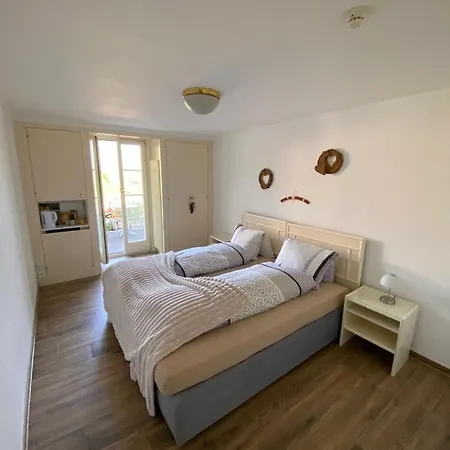 Guest Haus Därligen