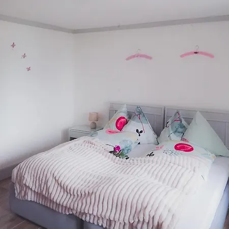 Πανσιόν Guest Haus 3*