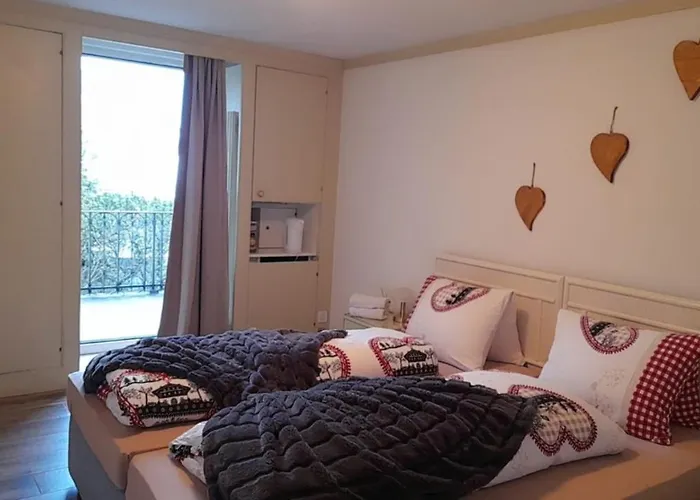 Πανσιόν Guest Haus 3*