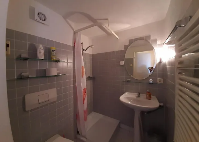 Guest Haus Πανσιόν Därligen