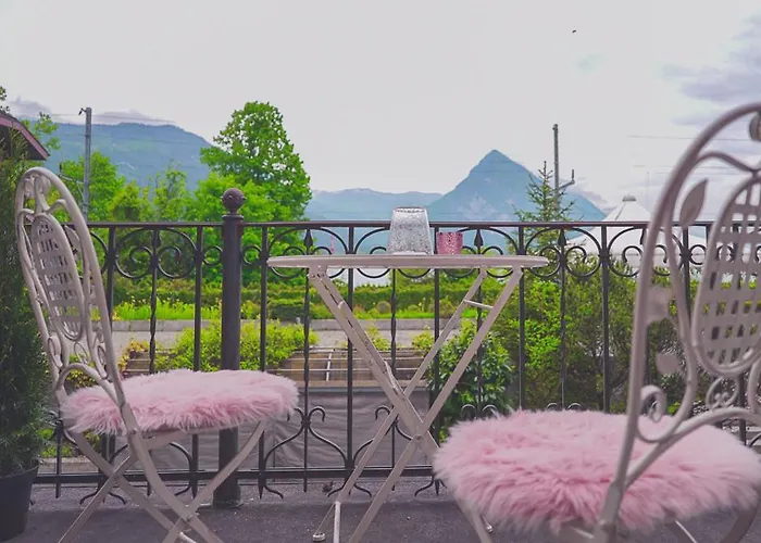 Πανσιόν Guest Haus 3*