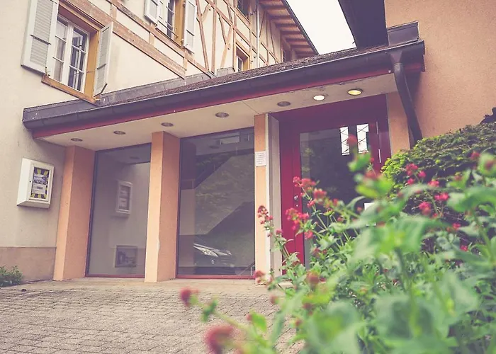 Guest Haus 3*